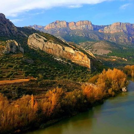 Camarasa Cal Perico, Tourist And Climbing Apartament מראה חיצוני תמונה