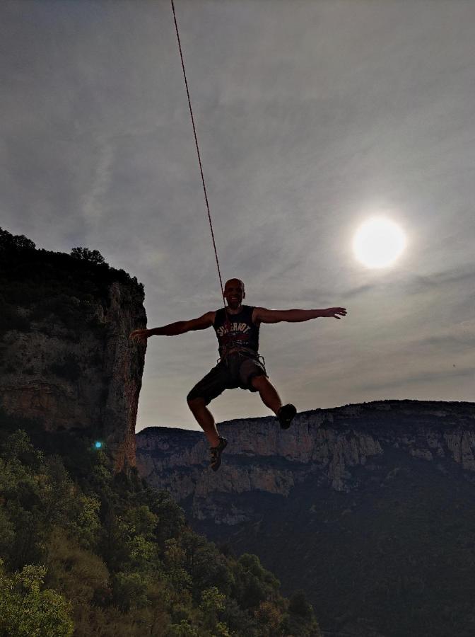 Camarasa Cal Perico, Tourist And Climbing Apartament מראה חיצוני תמונה
