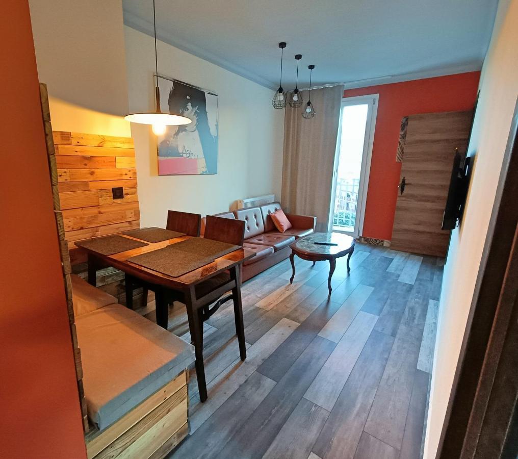 Camarasa Cal Perico, Tourist And Climbing Apartament מראה חיצוני תמונה